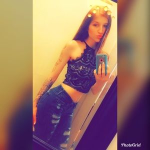 Meet your Posher, Anessa